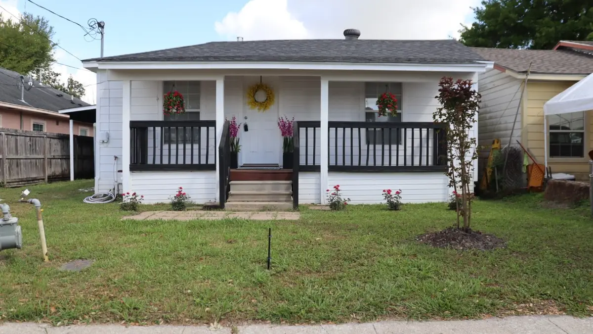 2701 Almendares Avenue, Pasadena, TX 77506 - #1