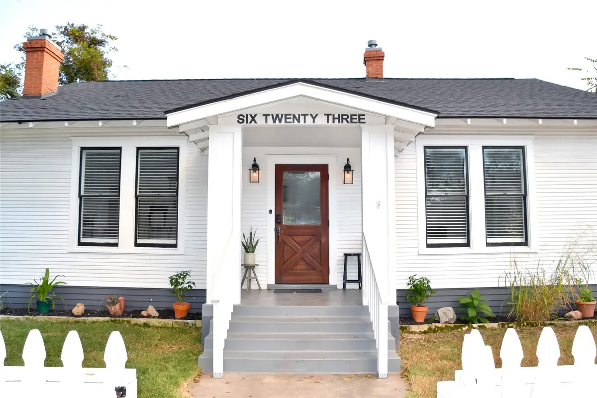 623 Walnut Street, Columbus, TX 78934 - Image #1