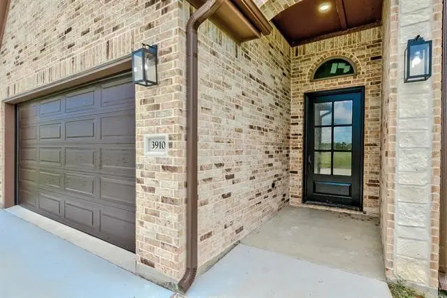 3910 Uzma Wood Street, Beaumont, TX 77706 - #3