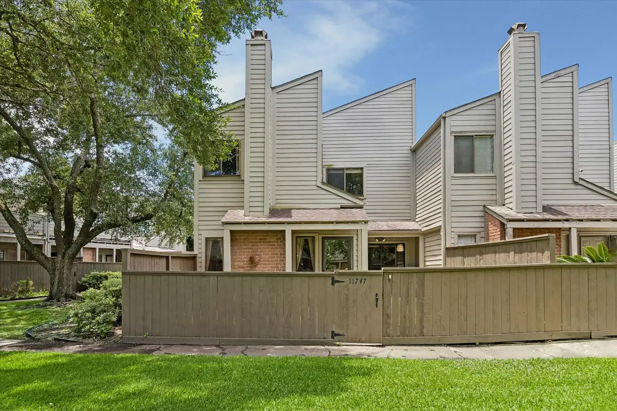 11747 Lakeside Place Drive, Houston, TX 77077 - #1