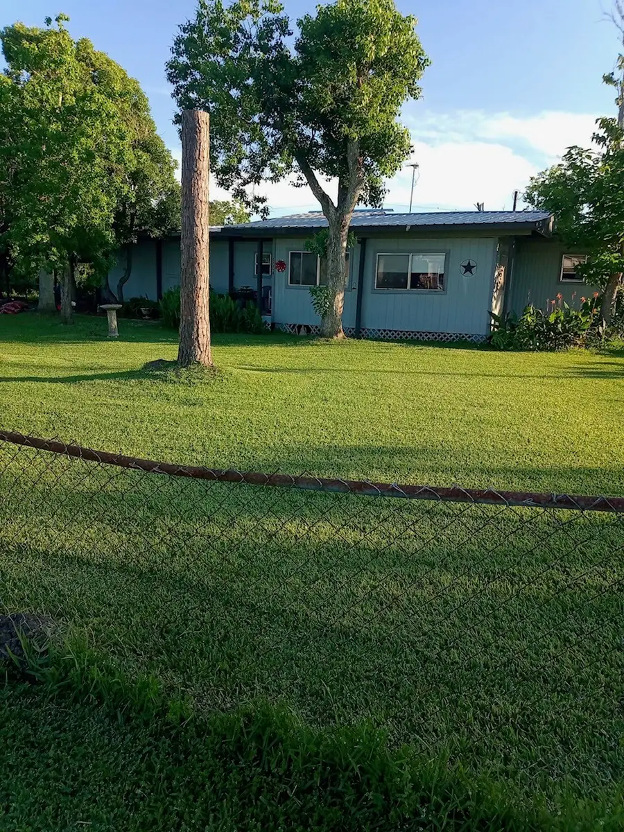 6004 Pine Street, Brazoria, TX 77422 - #3
