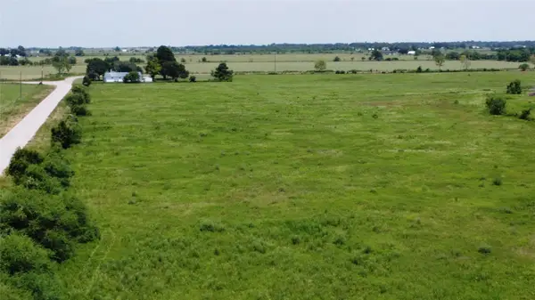 11921 Schmidt Road, Hempstead, TX 77445