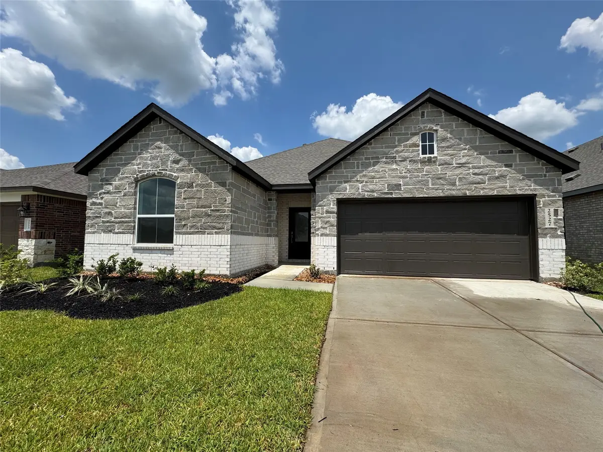 7827 Evening Emerald Drive, Rosharon, TX 77583 - Image #1