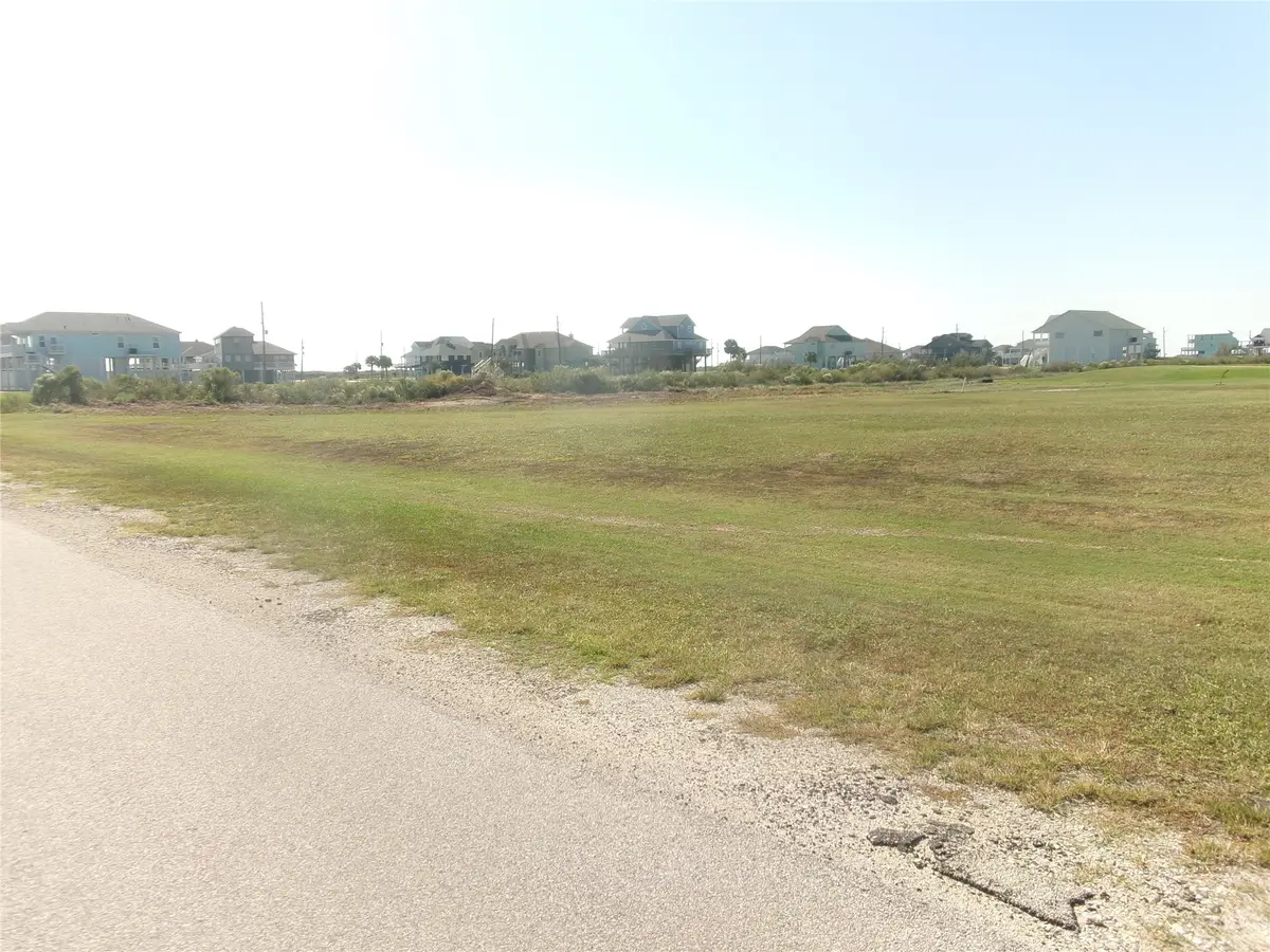 877 Rancho Caribe Drive, Crystal Beach, TX 77650 - Image #1