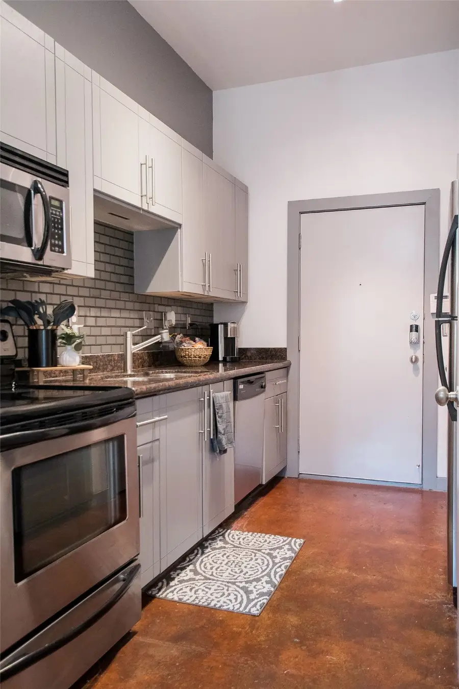 2205 Mckinney Street #309, Houston, TX 77003 - Image #2