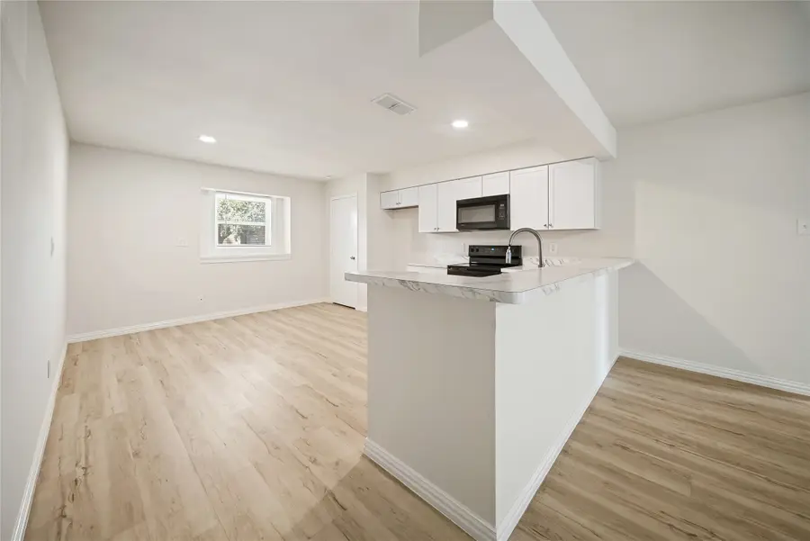 8606 Parkhill Forest Drive, Houston, TX 77088 - #3