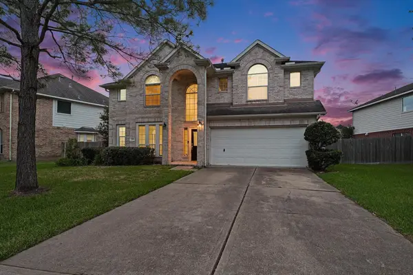 2710 Sienna Springs Drive Street, Pearland, TX 77007