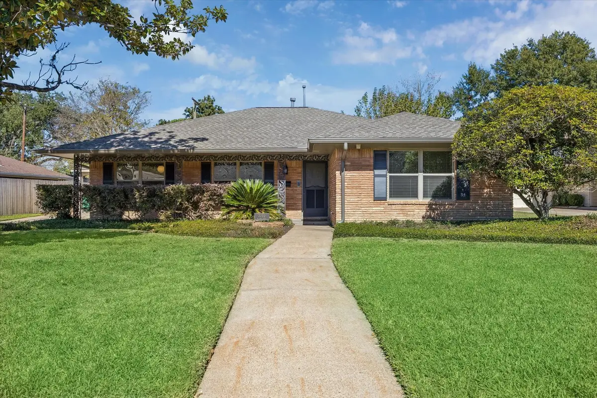 2202 De Milo Drive, Houston, TX 77018 - Image #1