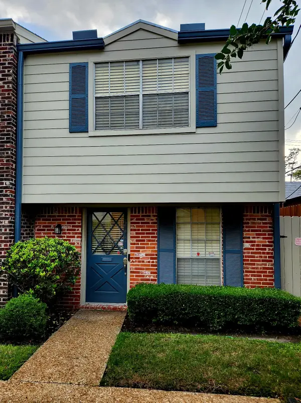 12739 Huntingwick Drive #151, Houston, TX 77024
