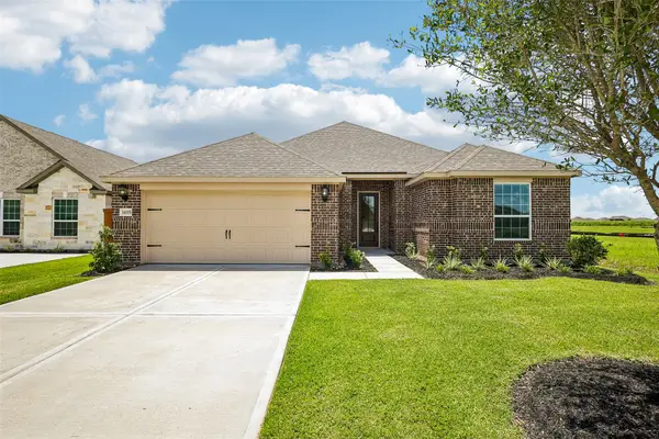 14005 Starboard Reach Drive, Texas City, TX 77510