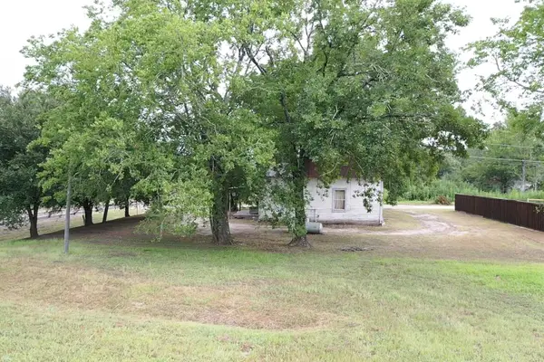 9699 & 9693 Hickory Loop, Midway, TX 75852