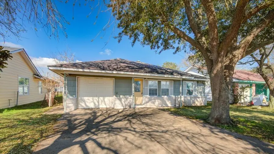 714 W 7th Street, Freeport, TX 77541 - #3