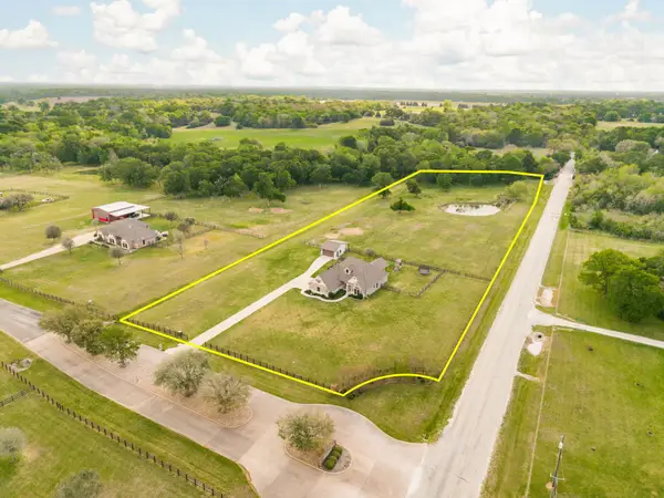 9600 Shadow Creek Trail, Bryan, TX 77808