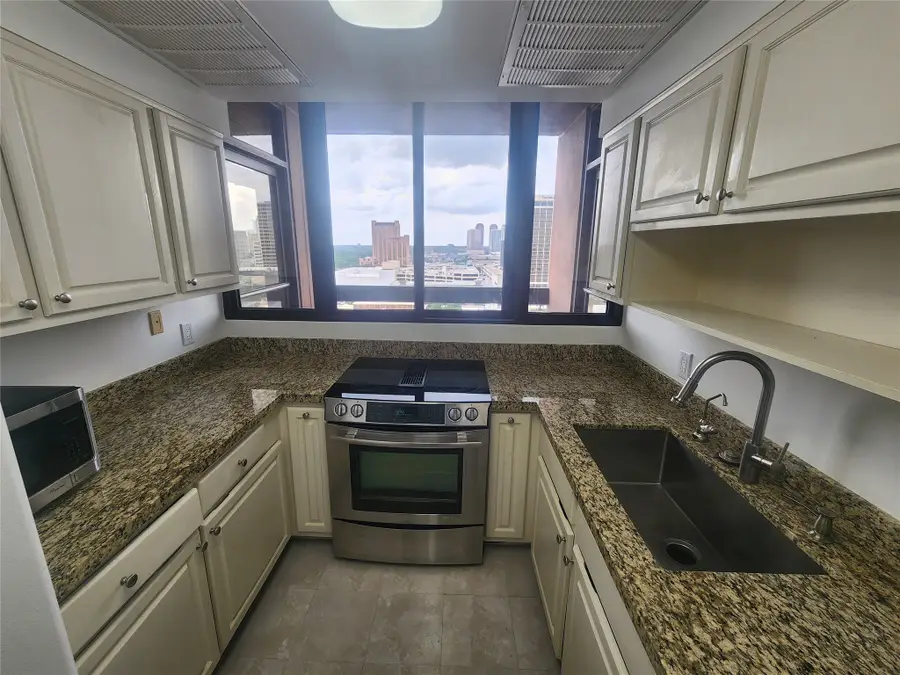 5150 Hidalgo Street #1403, Houston, TX 77056 - #2