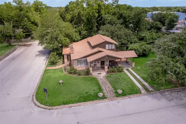 100 W Caroline Street, Trinity, TX 75862