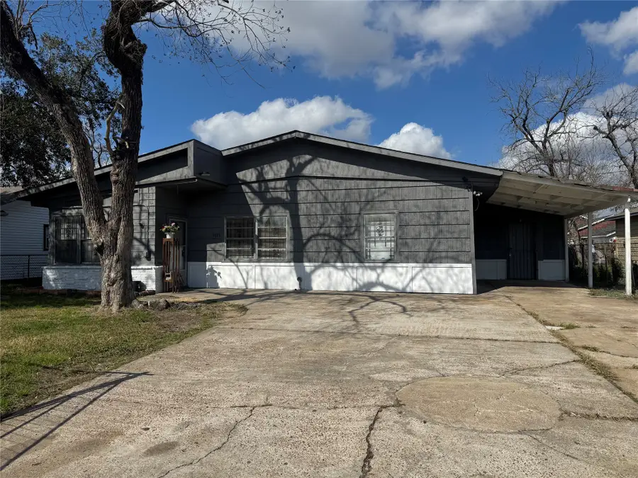 9113 Oak Knoll Lane, Houston, TX 77078 - Image #2