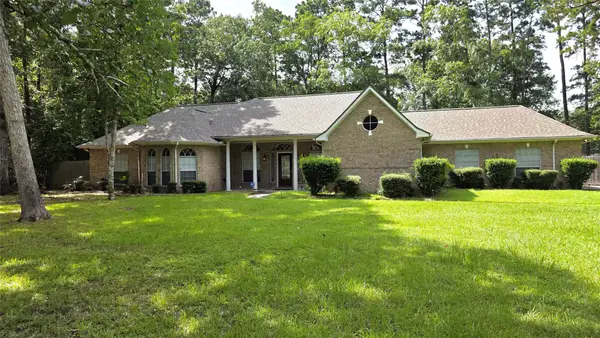 2615 Roman Forest Boulevard, New Caney, TX 77357
