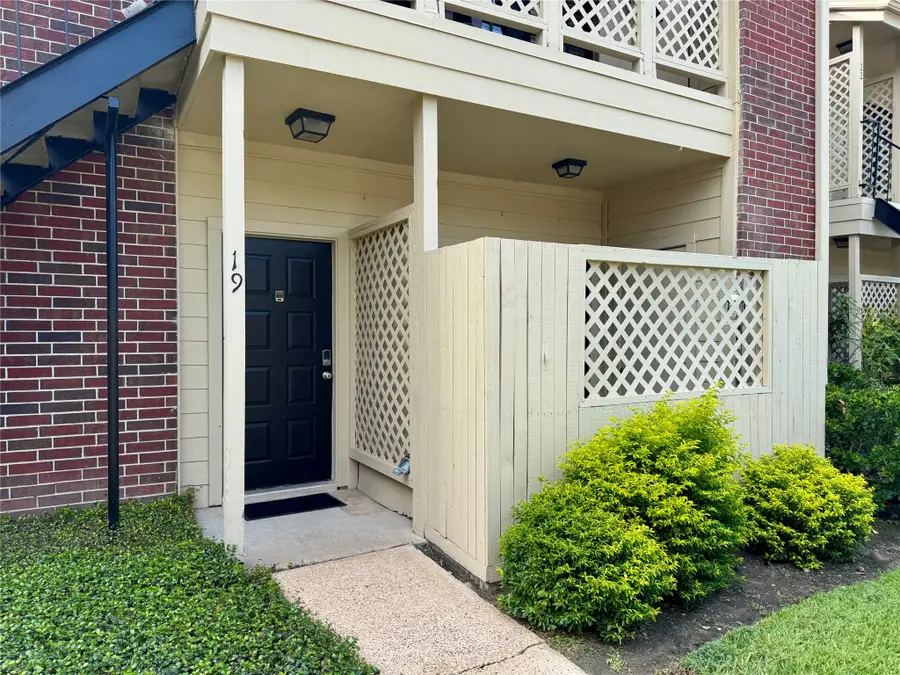 8055 Cambridge Street #19, Houston, TX 77054 - #3