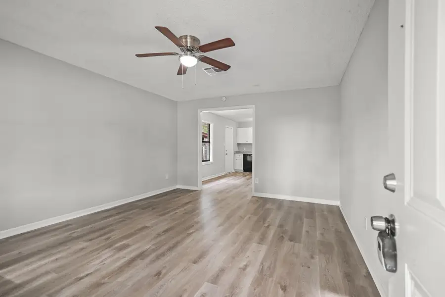 1100 Gilbert Avenue, Bay City, TX 77414 - Image #3