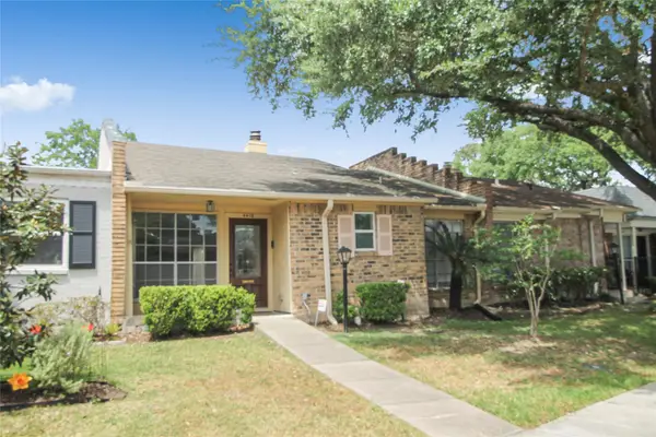 4416 Basswood Lane, Bellaire, TX 77401