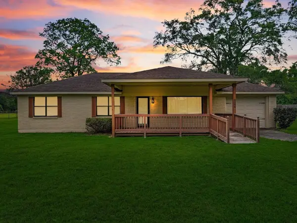 9344 Us Highway 69 Highway S, Warren, TX 77664