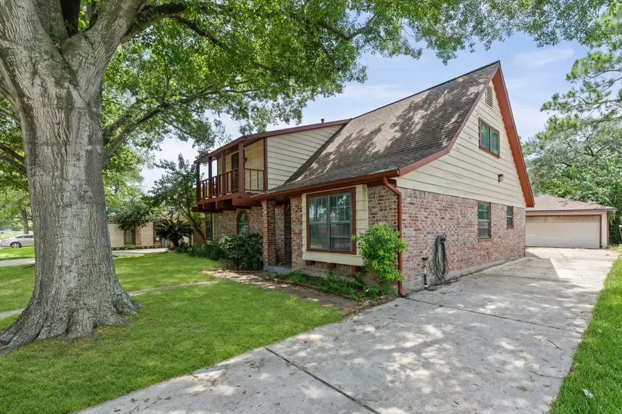11914 Meadowtrail Lane, Meadows Place, TX 77477 - #2