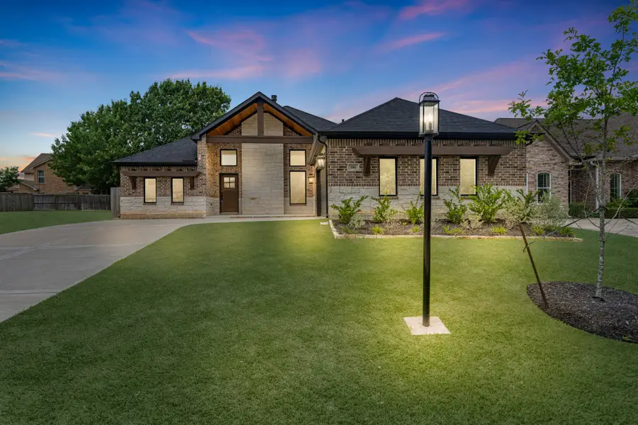 106 Wyndemere Drive, Montgomery, TX 77356 - #2