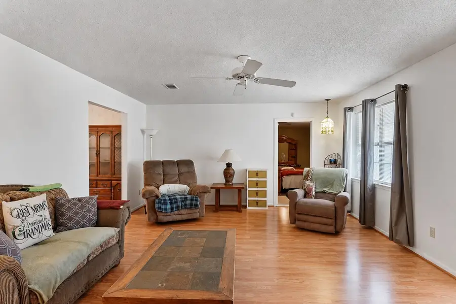 1304 Denison Avenue, Cleveland, TX 77327 - #3