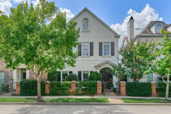 26 Jetty Point Drive, The Woodlands, TX 77380