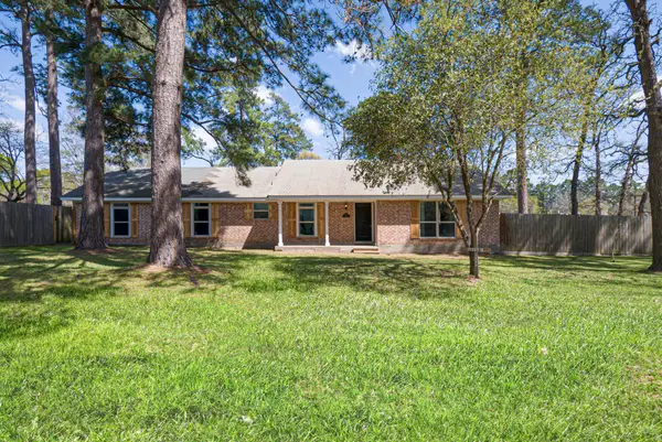 19331 E Lakeshore Drive, Magnolia, TX 77355