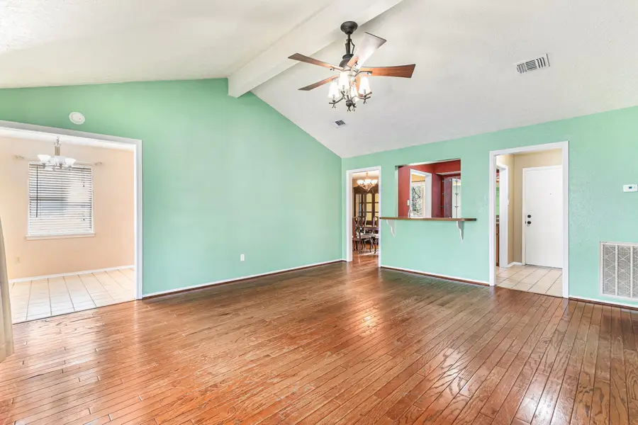 19331 E Lakeshore Drive, Magnolia, TX 77355 - Image #2