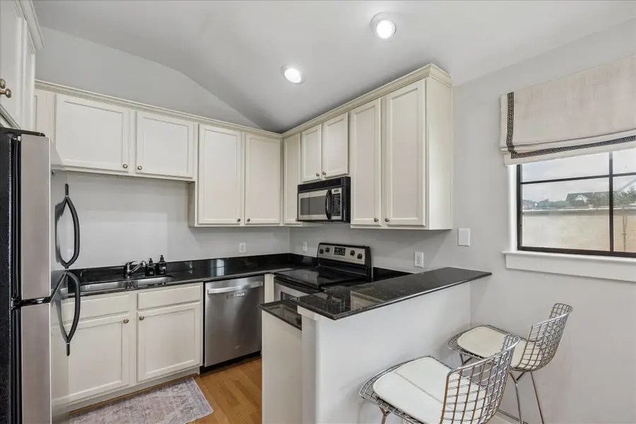 1510 Missouri Street #10, Houston, TX 77006 - #3