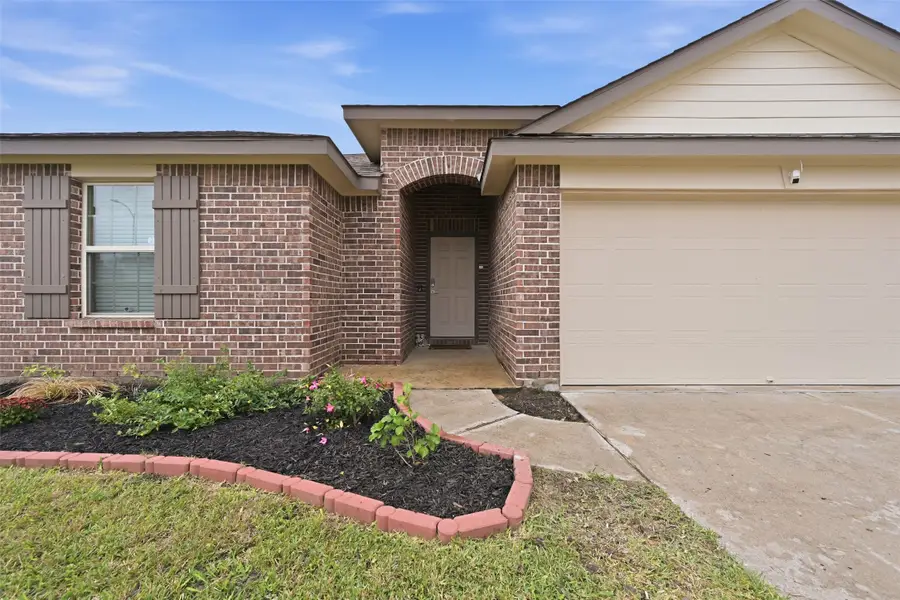714 Calm Court, Rosharon, TX 77583 - Image #2