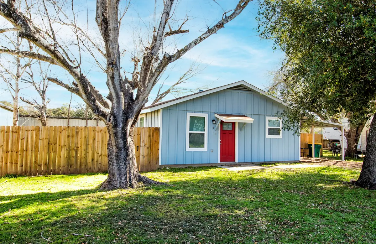 311 Diers Lane, La Grange, TX 78945 - #1