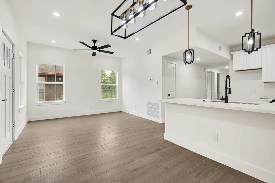 430 Rhode Island St, Houston, TX 77029 - #2