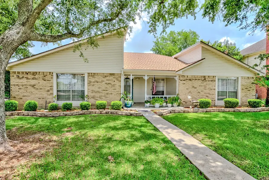 2103 Avenue N, Nederland, TX 77627 - #2