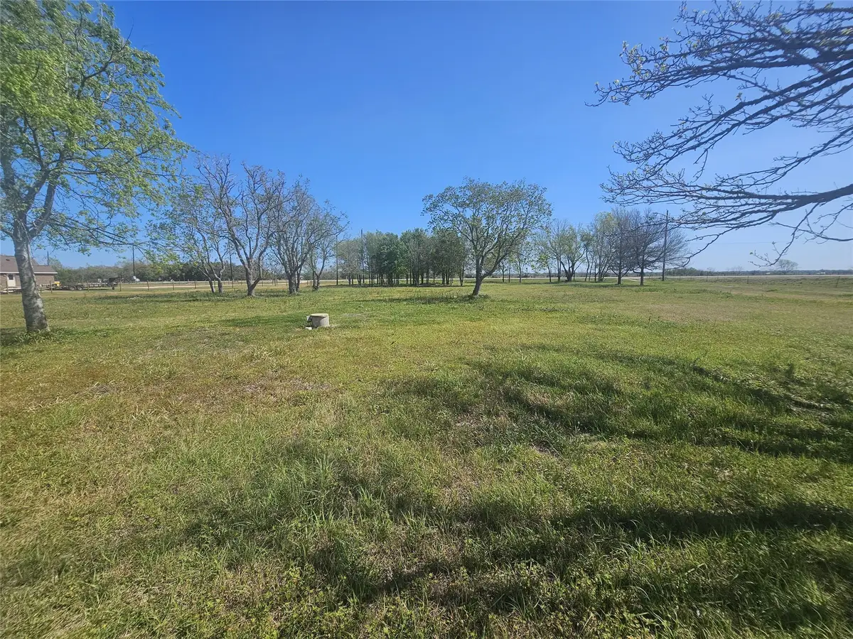 4121 N Sh 60 Highway, East Bernard, TX 77435 - #1