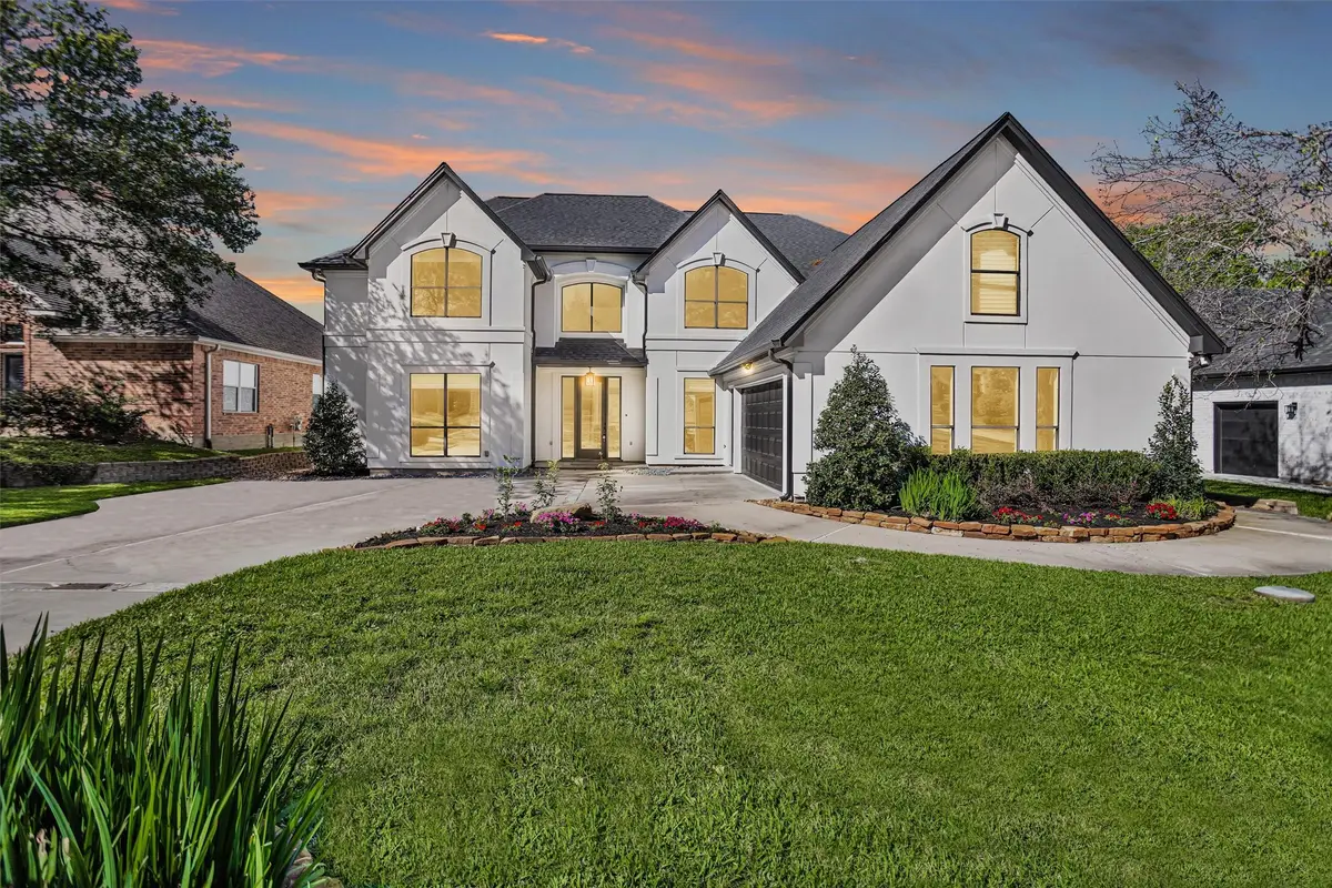 111 Edgewood Drive, Montgomery, TX 77356 - #1