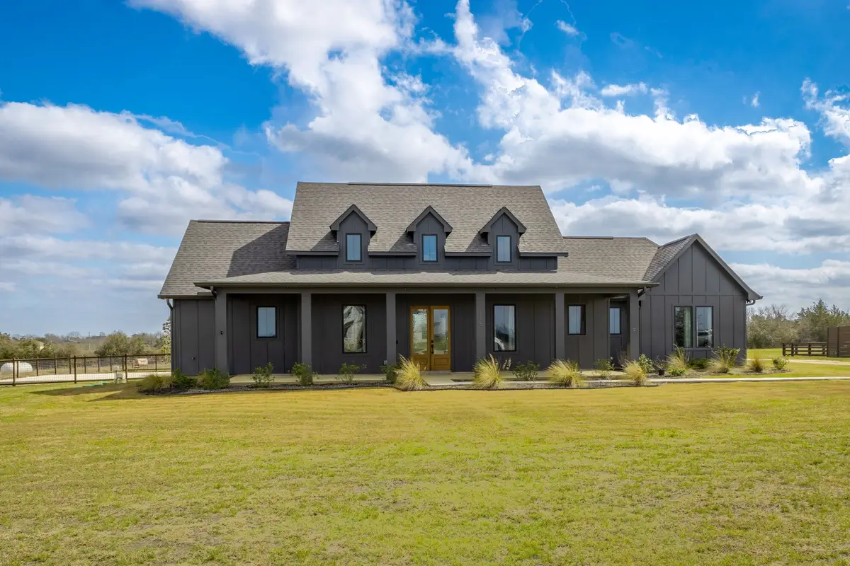 115 Country View Lane Road, Schulenburg, TX 78956 - #1