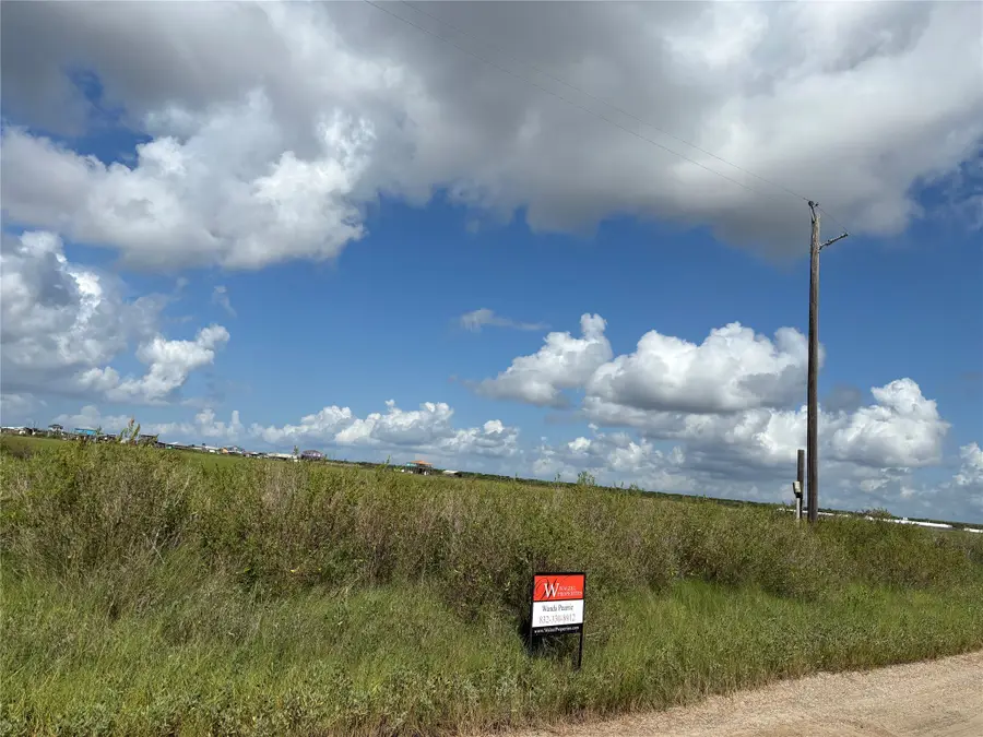 1405 4th Street, Gilchrist, TX 77617 - #3