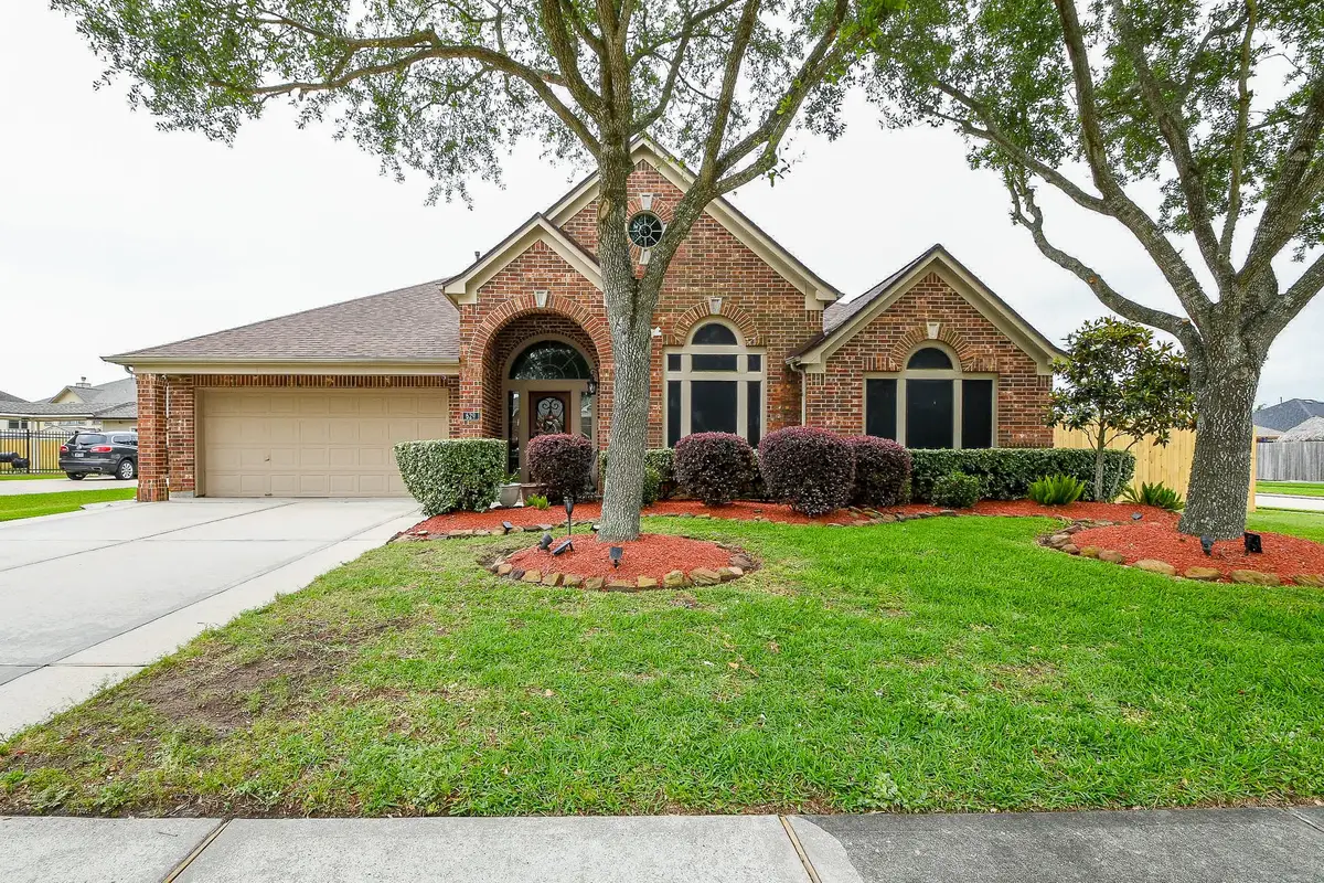 629 Pelican Harbour Drive, Texas City, TX 77590 - Image #1