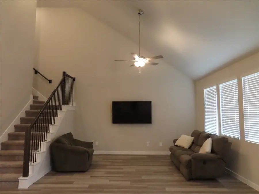 10854 Bodie Hills Drive, Rosharon, TX 77583 - #2