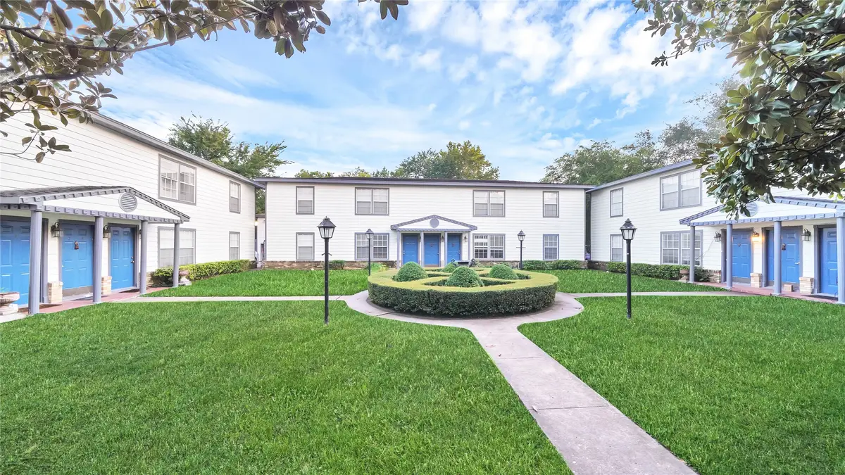 218 W 15th Street #15, Houston, TX 77008 - Image #1