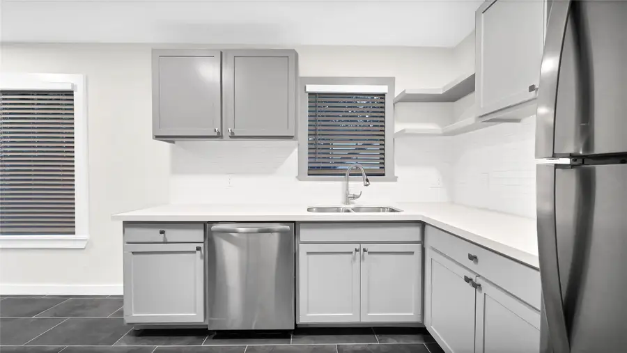 218 W 15th Street #15, Houston, TX 77008 - Image #2