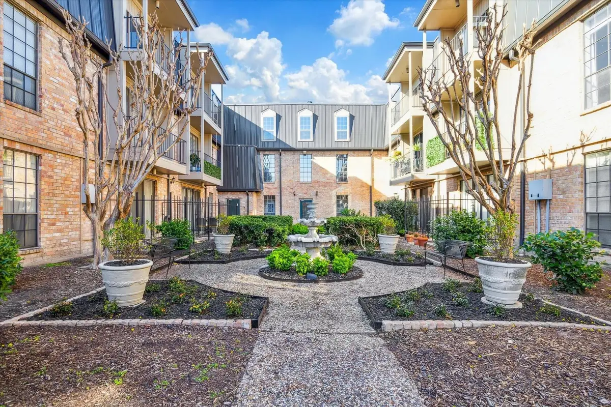2425 Underwood Street #242, Houston, TX 77030 - #1