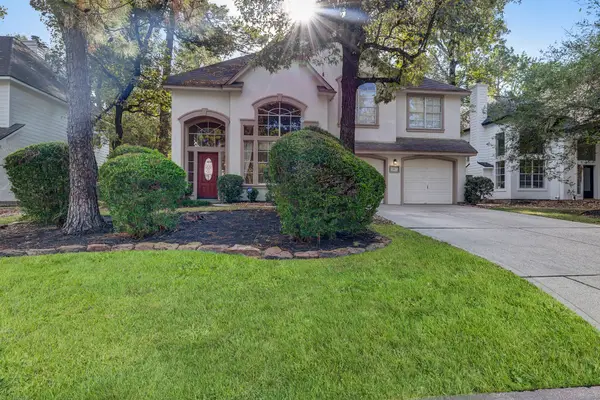 22 S Greywing Place, The Woodlands, TX 77382