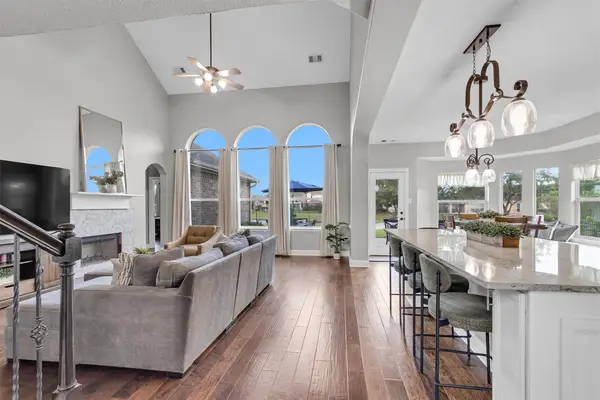 3002 E Lake Falls Circle, Spring, TX 77386