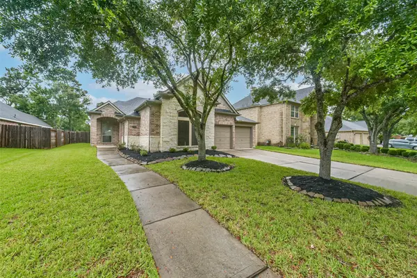15922 Azalea Shores Court, Houston, TX 77044