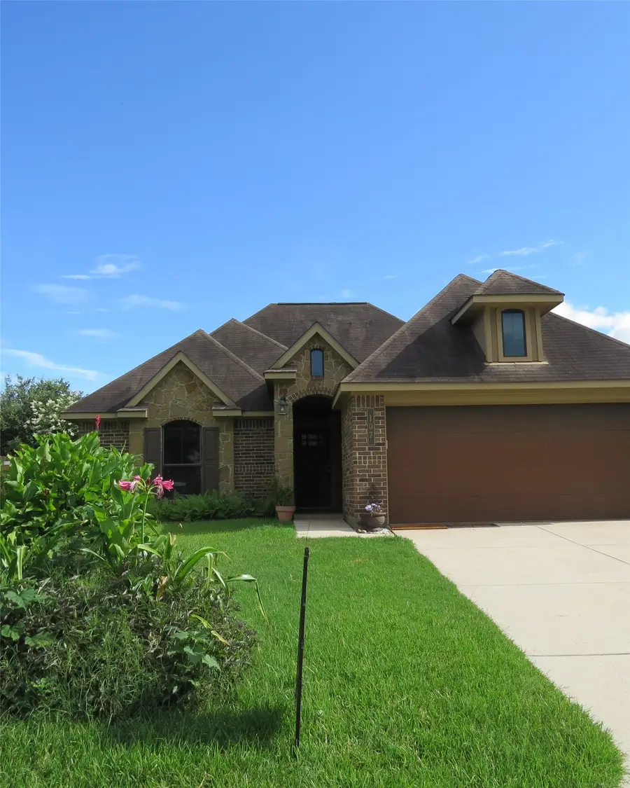 107 Enfield Court, Huntsville, TX 77320 - #2