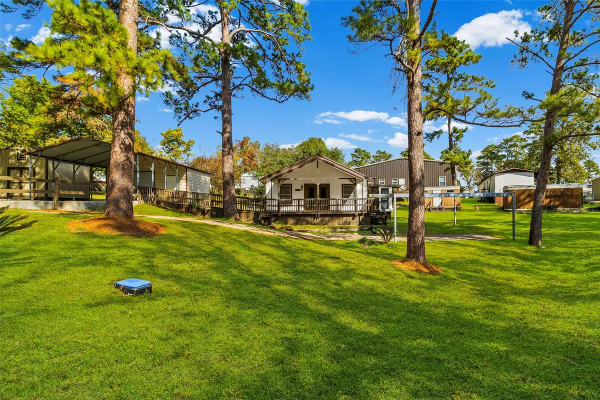 217 Brown Ave, Onalaska, TX 77360 - Image #1